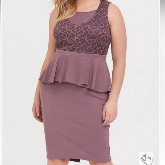 torrid Dresses & Skirts - Torrid Mauve Purple Textured Scuba and Lace Peplum Dress Womens Size 10 NWT